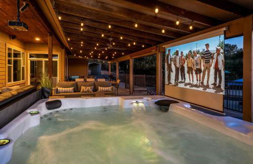 Mountain Elegance w/ pool, spa, projector - Foto 3