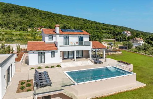 Amazing Home In Trget With Kitchen - Foto 11