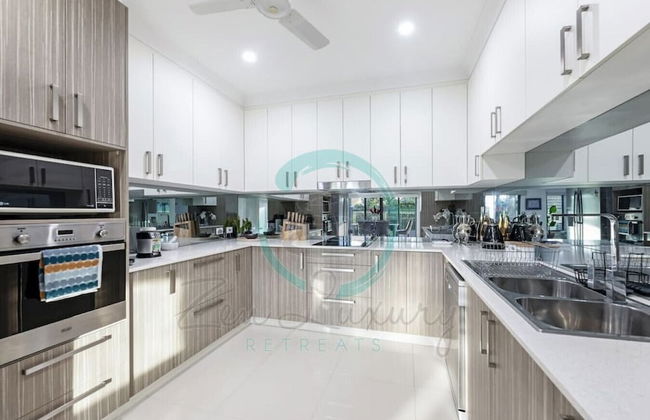 ZENHOUSE STYLISH - 3BR Home near Shops - Foto 7