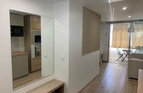 Azur & Chill - à proximité Mer Train Bus Aéroport - Foto 16