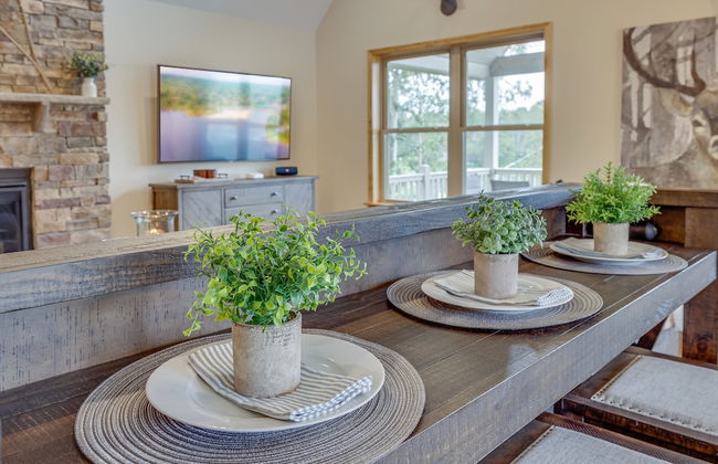 Pocono Paradise by Avantstay Lakeside Retreat, Hot Tub, Game Room, Near Beach - Foto 66