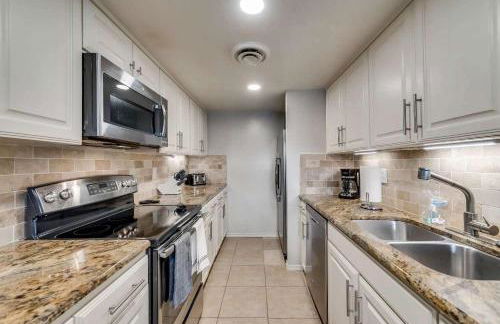 Stylish Furn 3BD Condo Six Flag Grand Prairie GP64A - Foto 4