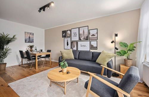 EDLER WOHNRAUM Luxuriöses Apartment mit Balkon, Boxspringbett, Kaffeevollautomat, Lift & Parkplatz - Foto 2