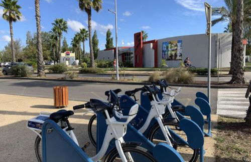 Charmante Maisonnette avec Piscine près de la Plage, Parking, et Animaux Acceptés - FR-1-387-103 - Photo 11