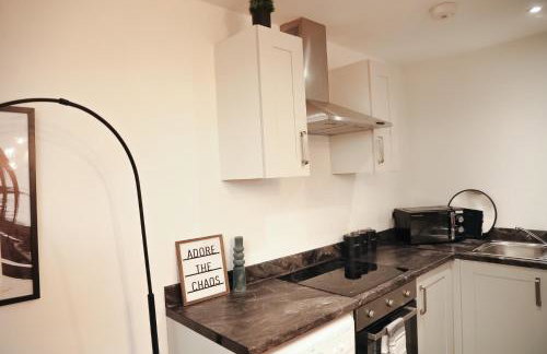 City Centre Retreat Walk To Shops & Dining, Contractors Welcome - Foto 15