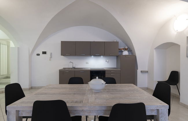 2 bedroom Apartment in San Bartolomeo al Mare - Photo 6