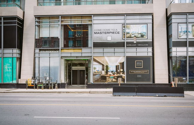 QuickStay - Luxury in Yorkville (Yonge & Bloor) - Photo 20