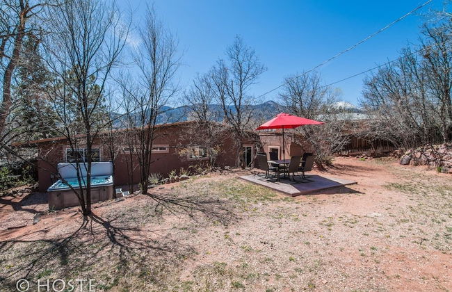 Mtn Dream! Fireplace, Patio & Hot Tub 4BR - Photo 34