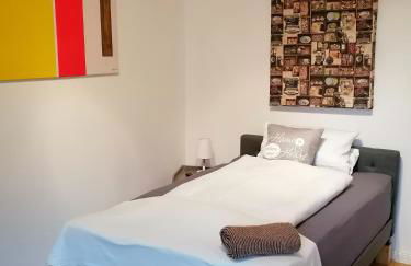 AufmLohr - Appartement mit 3 Schlafzimmern- 4 Einzelbetten- für 4 Personen - in Leverkusen Hitdorf - Private Parkplätze vorhanden- - Foto 3