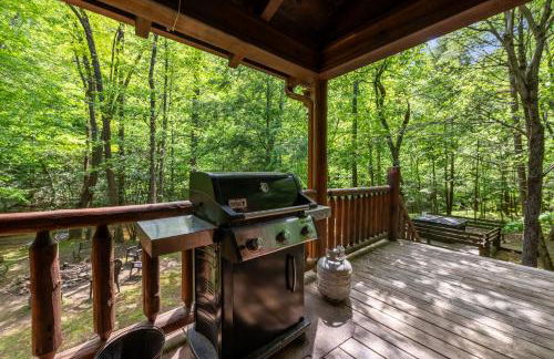 A Creek Runs Thru It - Secluded Waterfront Cabin - Foto 29