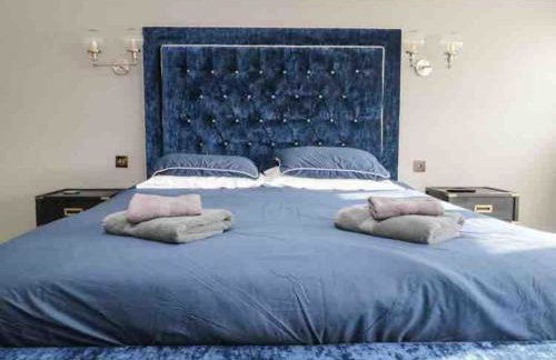 Bank Chambers in Bowness with Hot Tub and Lake Access - Photo 28