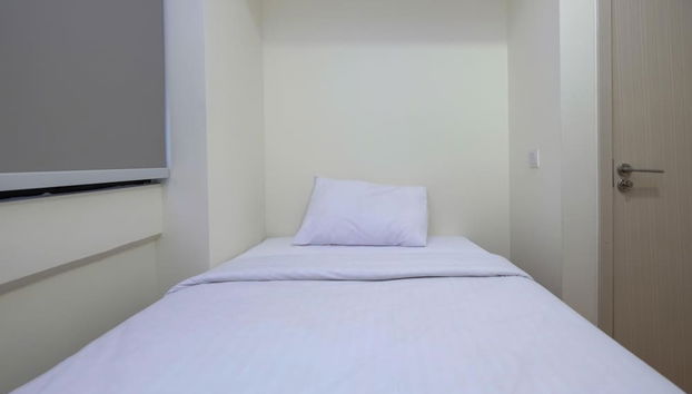 Comfortable 2Br With Workspace At Meikarta Apartment - Foto 2, Habitación