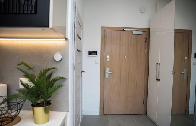 EASY RENT Apartments -BUSINESS CENTER 41 - Photo 2