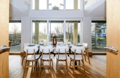 Garden Villa CW70 HOT TUB Lakeside Spa - Foto 7