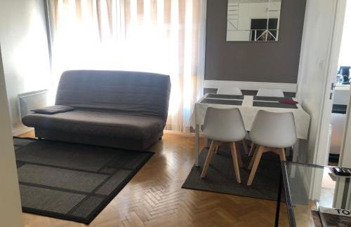 Hyper-Centre historique avec possibilité de réservation parking - Foto 4