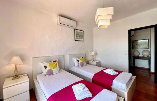 Portimão Bellevue Villa With Pool by Homing - Photo 20