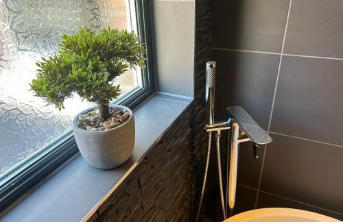 Entire Seaside Home 6 Private BedRooms Sleeps 10,4 Minute Walk To Station - Foto 19