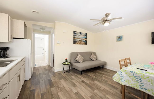 Fiddlers Green Country Cottages - Photo 15