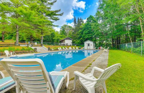 Pet-Friendly Home with Deck 4 Mi to Jay Peak Resort - Foto 37