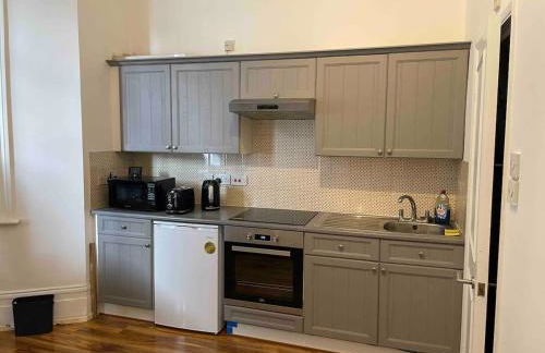 Self Contained Studio Flat Acton Central West London - Foto 6