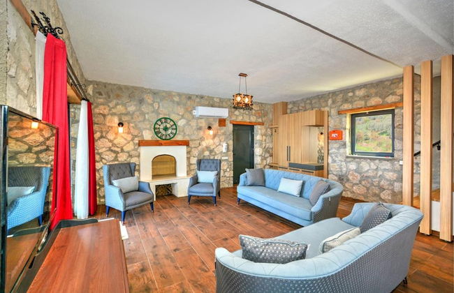 Villa Monte Telmossos With Private Pool, Jakuzzi and Sea View - Photo 9