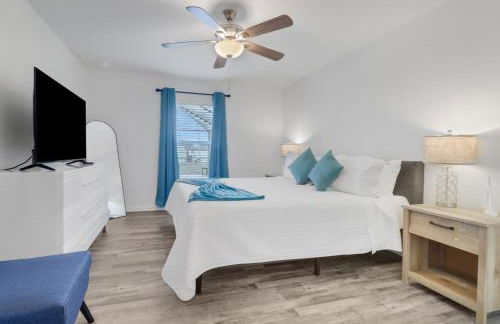 Luxury Retreat with Heated Saltwater Pool and Big Patio Perfect for 2 families - Foto 13