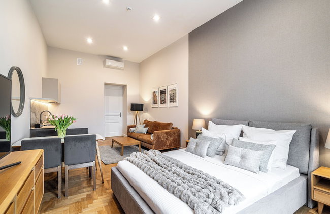 Venetian House Market Square Aparthotel - Photo 153