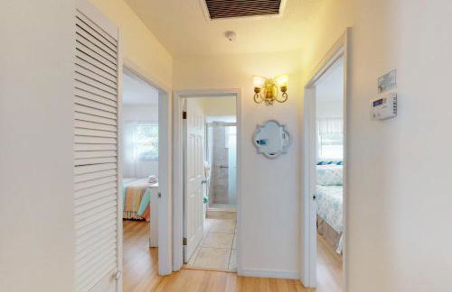 Blue Wave Villa East - Photo 19