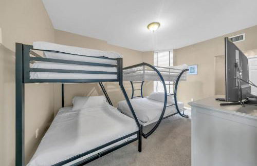 Beautiful Spacious Penthouse 2 Story Beach Front Condo Sleeps 12! - Foto 50