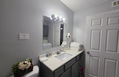 The Magic City Apt 2BR Cozy Birmingham Stay - Foto 2