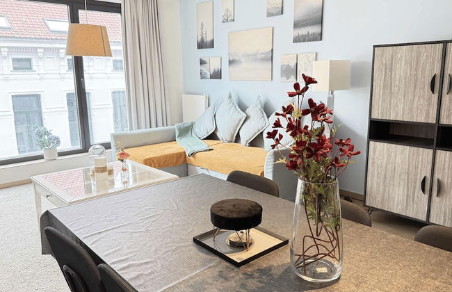 Spacious 3BR 2/5 BA Near Diamond District by Oneluxstay - Foto 11