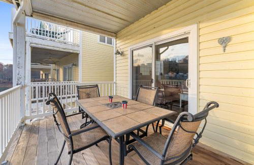 Family-friendly Home Hot Tub Lake View & Pool Access - Foto 44