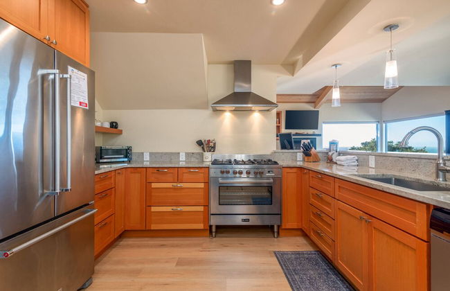 The Sixpence Beach Access Hot Tub - Foto 7