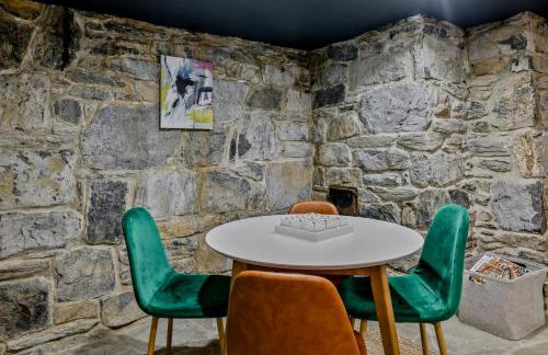 Stone Cabin on Valley View - Firepit & Hot Tub - Foto 39