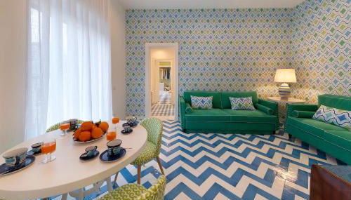 SorrentoVibes - Luxury Four Bedroom Home - Photo 3