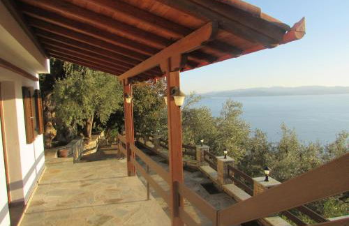 Το Σπιτι με την Σπηλιά - Foto 51