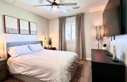 4BR Omaha Townhome | Perfect for Groups - Foto 23