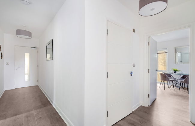 Town Center 2 bed Serviced Apartment 8 - Foto 25