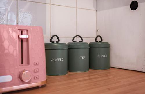 Contractor ready Homes Secure Parking - Foto 48