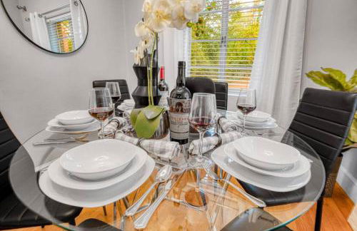 Cozy & Charming Home, Minutes to Everything! - Foto 8