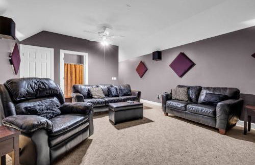 LakeFront | HotTub | Dock | 4BD4.5BA | FreeParking - Foto 43