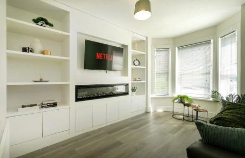 Contractors Stay - Free Parking - Fast WiFi - Sleeps 4 - Foto 5