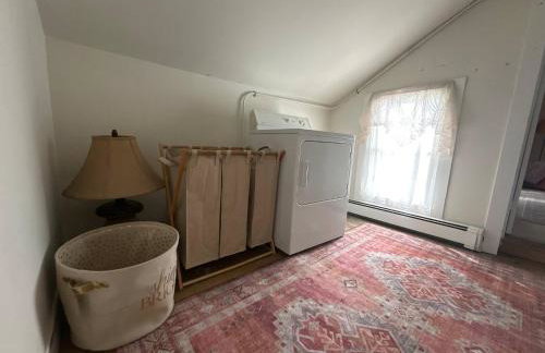 Historic Home near Stony Brook Village & Beach - Foto 41