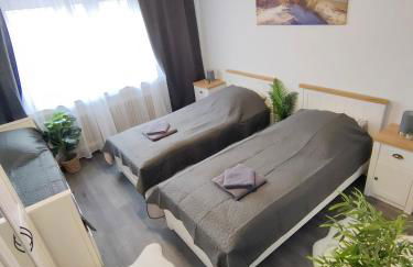 Large Central Apartment - MODERN & Fully Equipped - near fair - Foto 2