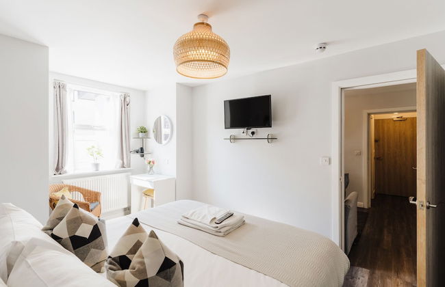 Design Suites Lytham - Photo 22