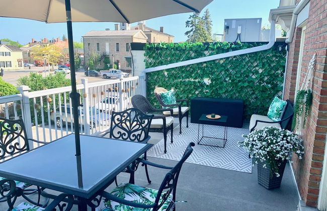 Suites On King - Photo 22