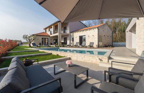 Villa Harmony for 8 people in Central Istria with 50 m2 private pool and sea view - Foto 16