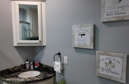 Spacious 4BR 3Baths Near Airport and La Plaza Mall - Foto 14