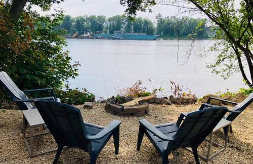 Custom Waterfront Lodge, 4 bed, 4 Bath, Sleeps 12! - Foto 41