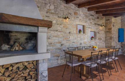 Beautiful Heritage Villa Croc with pool in Buje - Foto 21